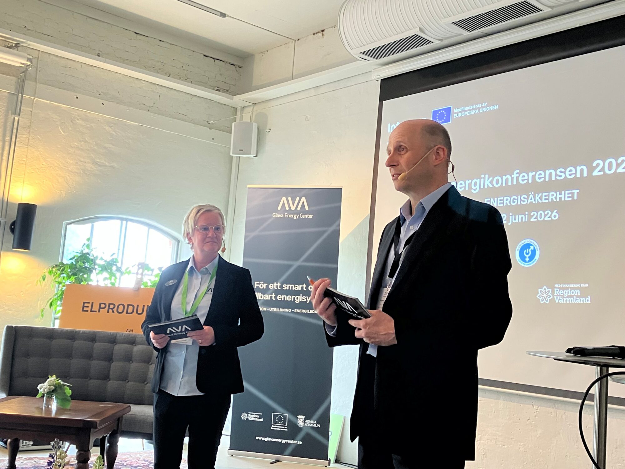 Eva och Magnus från Glava Energy Center håller en presentation